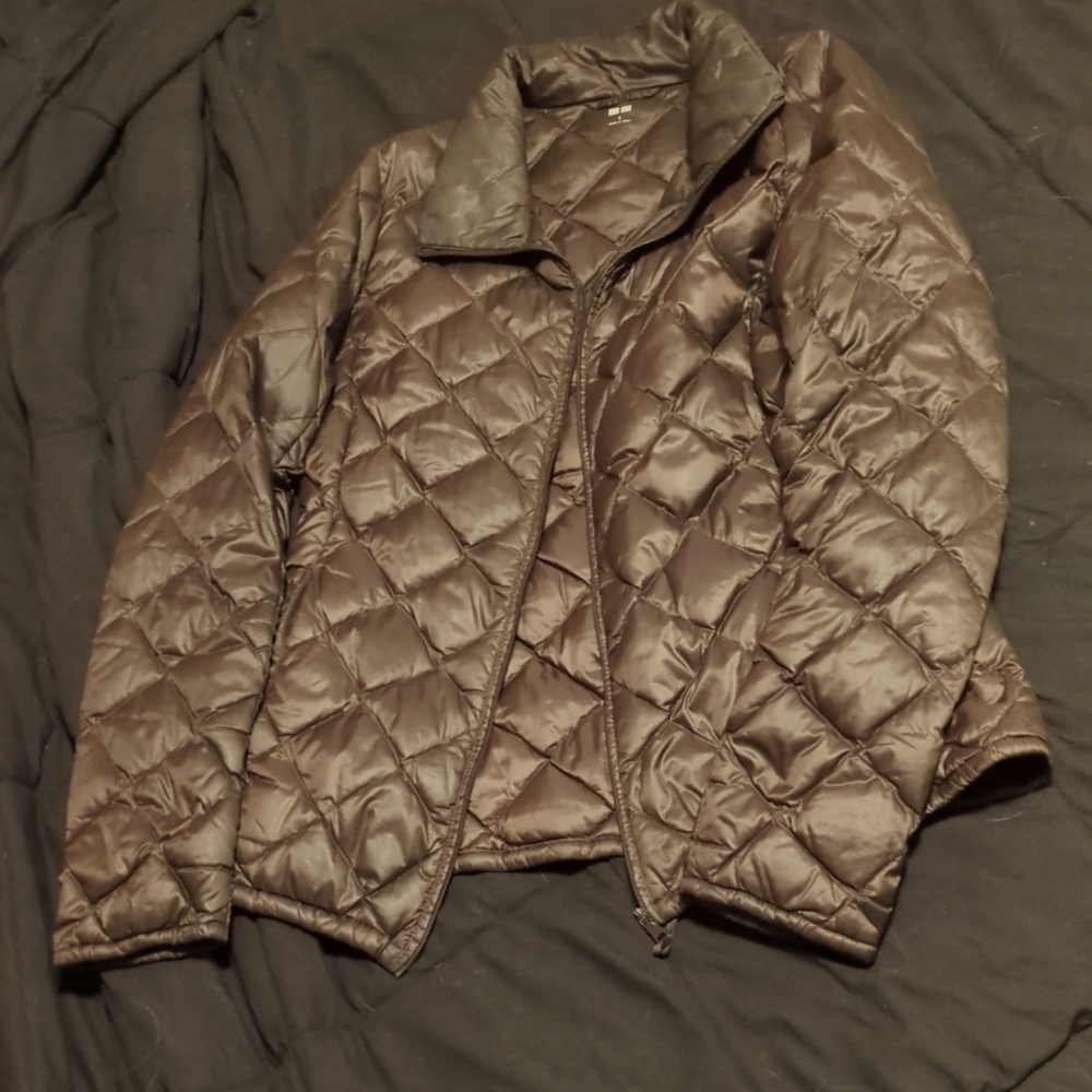2/$30 Boys Uniqlo‎ Ultra Light Down jacket Size S